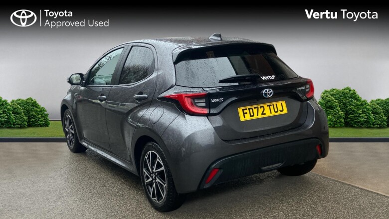 Toyota Yaris 1.5 Hybrid Design 5dr CVT Hybrid Hatchback